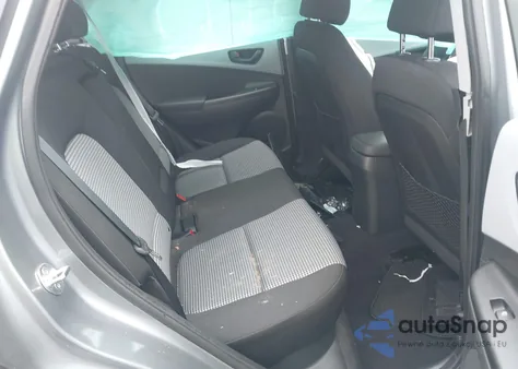 2021 Hyundai Kona Se z USA, uszkodzony, nr VIN KM8K1CAA2MU654121